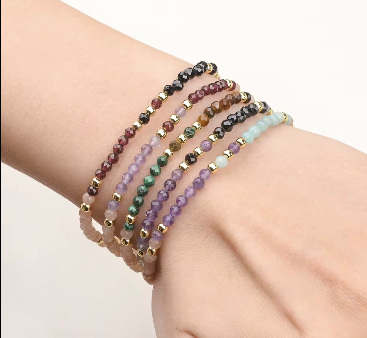 Crystal Healing Bracelets for Elegant Style and Positive Energy