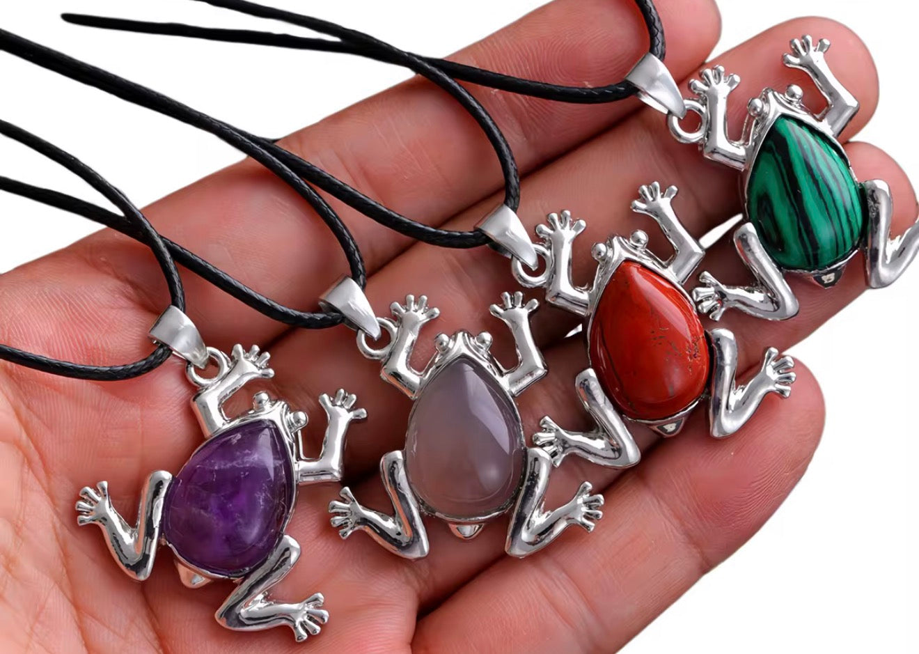 Frog Crystal Pendant - Elegant Jewelry for Nature Lovers
