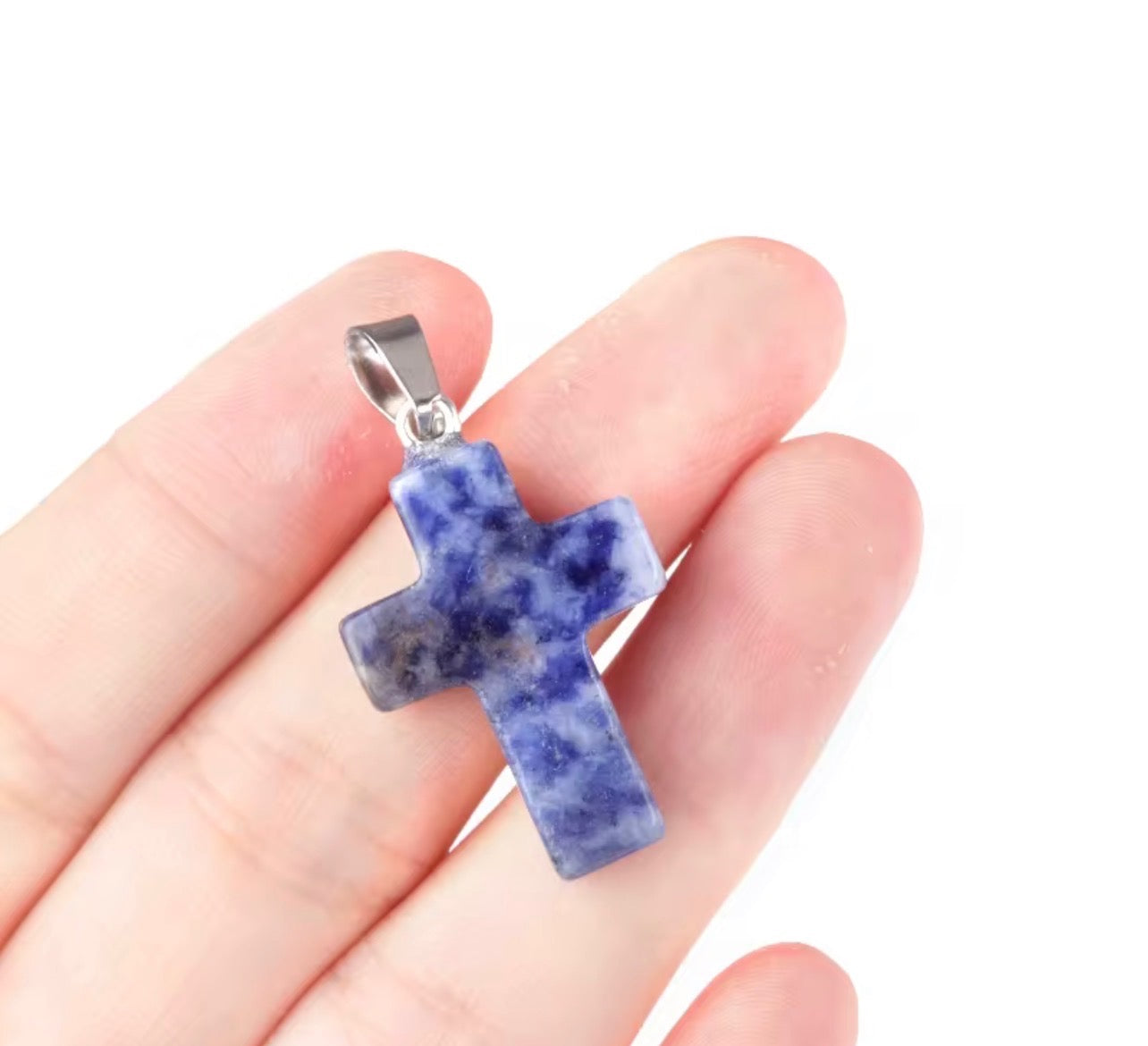 Crystal Cross Pendant - Elegant Crystal Jewelry for Faith and Style
